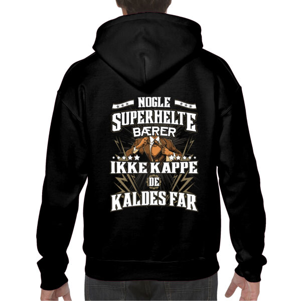 Nogle Superhelte Bærer Ikke Kappe Thumbnail