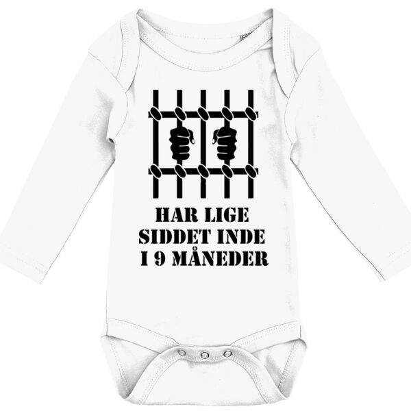 Har lige siddet inde i 9 måneder Thumbnail